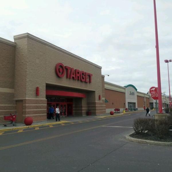 Target超市奥班尼店 美国纽约州奥尔巴尼中央大道（在诺斯韦商城）1440