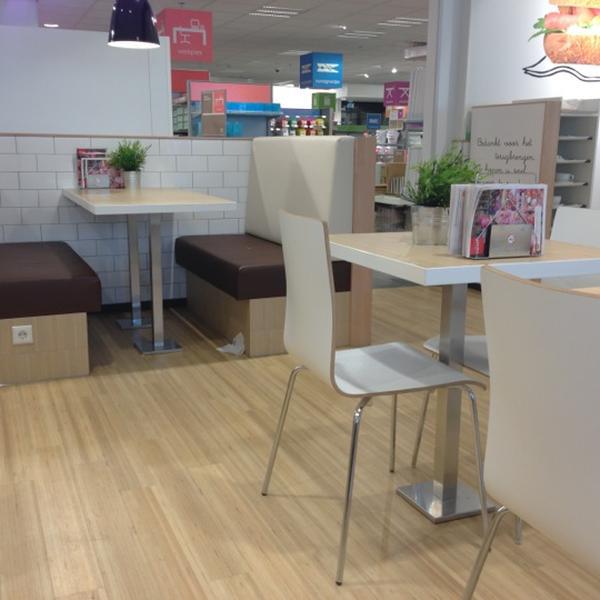 Photo taken at HEMA by Kit K. on 12/1/2012-荷兰南荷兰省鹿特丹市中心广场2号 Photo taken at HEMA by Kit K. on 12/1/2012