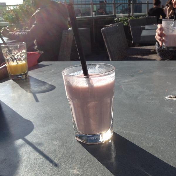 Photo taken at HEMA by Sigrid V. on 5/15/2015-荷兰南荷兰省鹿特丹市中心广场2号 Photo taken at HEMA by Sigrid V. on 5/15/2015