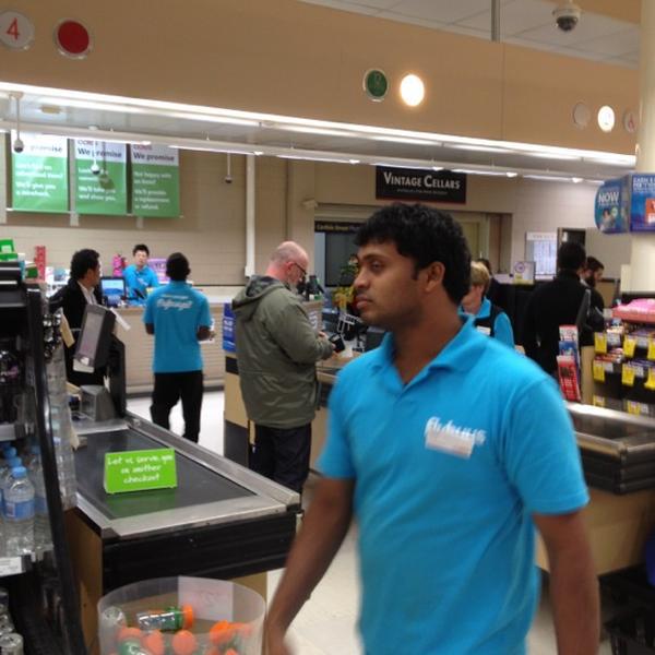 Photo taken at Coles by Adam F. on 4/25/2012-澳大利亚维多利亚州巴拉克拉瓦卡姆登街54 Photo taken at Coles by Adam F. on 4/25/2012