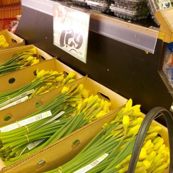 Photo taken at Trader Joe's by Mobius G. on 3/22/2014-美国加利福尼亚州亨廷顿比奇汉密尔顿21431 Photo taken at Trader Joe's by Mobius G. on 3/22/2014