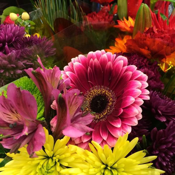 Photo taken at Longo's Boxgrove by Mirza Mushtaq B. on 2/9/2014-加拿大万锦市同溪街道98 Photo taken at Longo's Boxgrove by Mirza Mushtaq B. on 2/9/2014