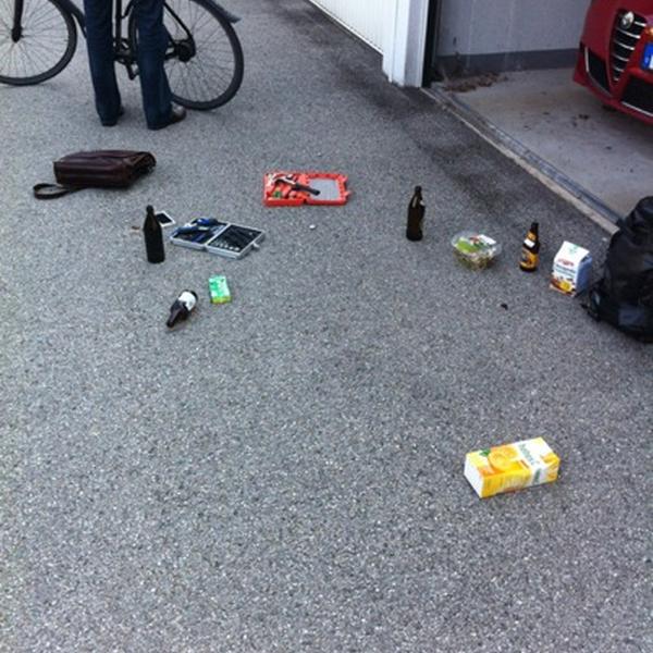 Photo taken at EDEKA Simmel by Benji on 7/27/2012-德国巴伐利亚沃夫特斯优大道110 Photo taken at EDEKA Simmel by Benji on 7/27/2012