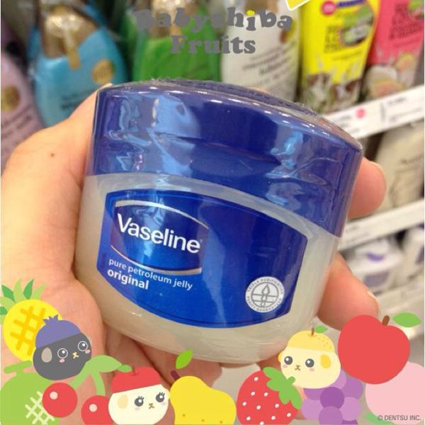 Photo taken at 올리브영 (OLIVE YOUNG) by simply LANG™ on 4/25/2014-首尔特别市城东区17号 OliveYoung美妆店 Photo taken at 올리브영 (OLIVE YOUNG) by simply LANG™ on 4/25/2014