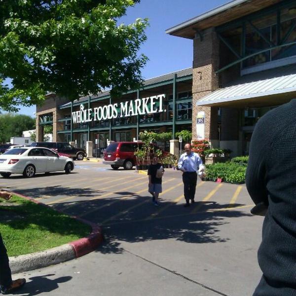 Photo taken at Whole Foods Market by Lexi Soffer on 3/22/2012-德克萨斯州休斯顿市柯比路2955号 Photo taken at Whole Foods Market by Lexi Soffer on 3/22/2012