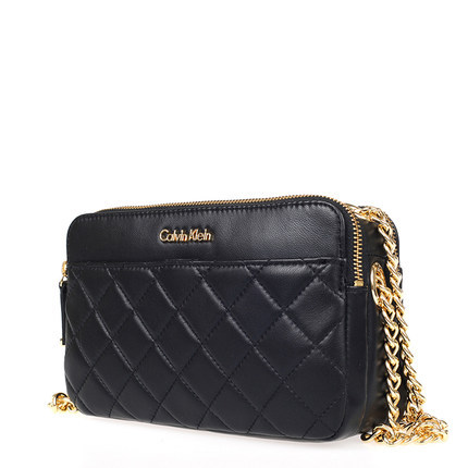 Calvin Klein/凯文克莱黑色皮革包 金色链条单肩斜挎菱形女包 Calvin Klein/凯文克莱黑色皮革包 金色链条单肩斜挎菱形女包