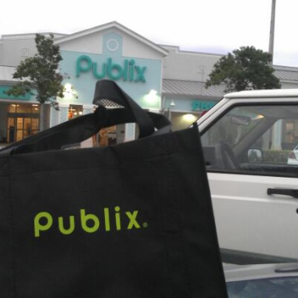 Photo taken at Publix by Felip A. on 6/24/2012