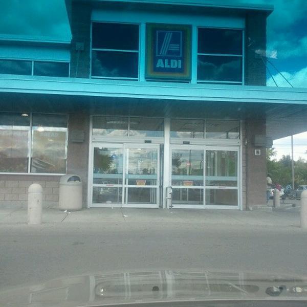 Photo taken at Aldi by Ponice C. on 9/23/2012