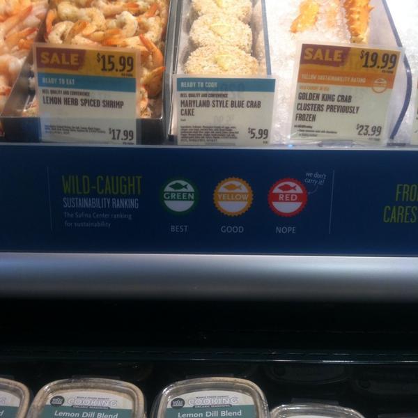 Photo taken at Whole Foods Market by Donald B. on 11/21/2014-德克萨斯州77057 休斯敦 伍德韦车道(在沃斯路南)6401号 Photo taken at Whole Foods Market by Donald B. on 11/21/2014