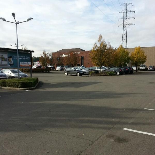 Photo taken at Colruyt by Yves H. on 10/19/2013