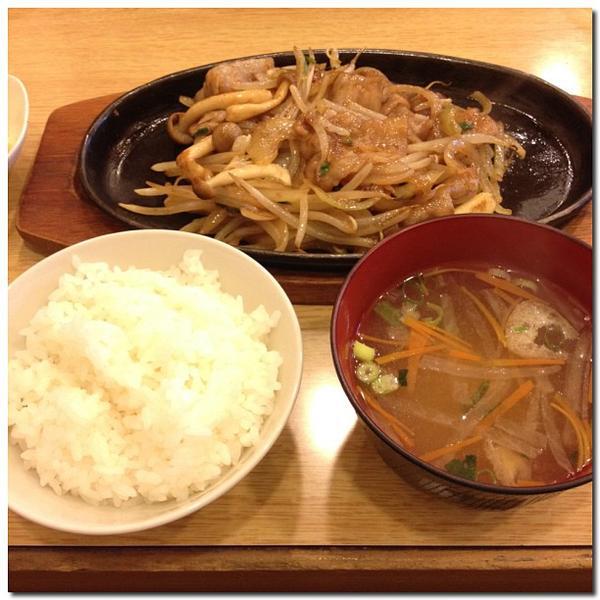 Photo taken at イオン 高砂店 by 左近 晴. on 9/20/2013