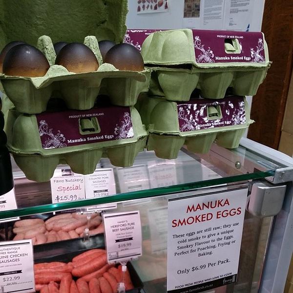 Photo taken at Farro Fresh by Bevan C. on 3/26/2014