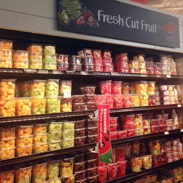 Photo taken at Whole Foods Market by Julia O. on 7/24/2013-美国佛罗里达州迈阿密奥尔顿路6789 Photo taken at Whole Foods Market by Julia O. on 7/24/2013