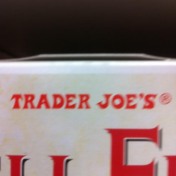 Photo taken at Trader Joe's by David L. on 8/3/2011-麻萨诸塞阿灵顿马萨诸塞大道1427(邓迪路) Photo taken at Trader Joe's by David L. on 8/3/2011