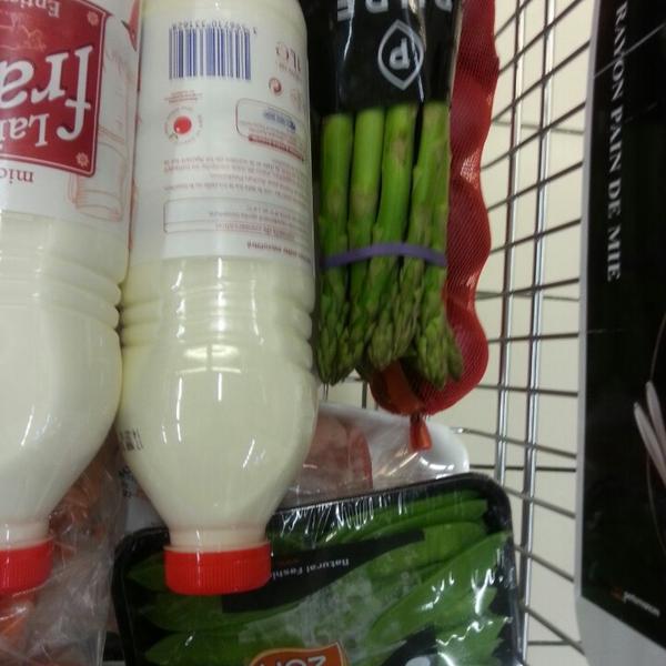 Photo taken at Auchan by Mario L. on 3/1/2014-法国北部欧布尔丹首都区352号 Photo taken at Auchan by Mario L. on 3/1/2014