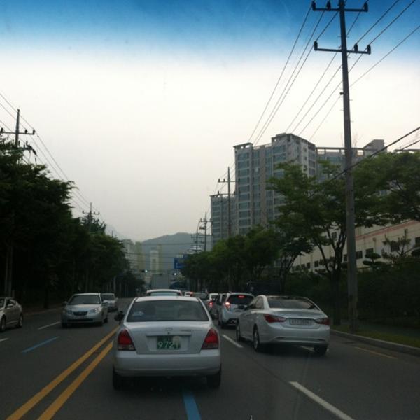 Photo taken at 홈플러스 (Home plus) by larry k. on 6/20/2012-庆尚北道龟尾市 Photo taken at 홈플러스 (Home plus) by larry k. on 6/20/2012