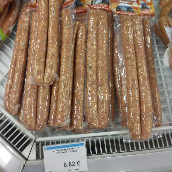 Photo taken at ΑΒ Πολύτεχνο by Linda on 9/27/2013