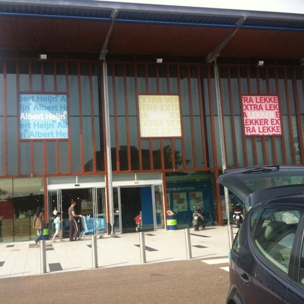 Photo taken at Albert Heijn XL by Inge R. on 9/2/2011