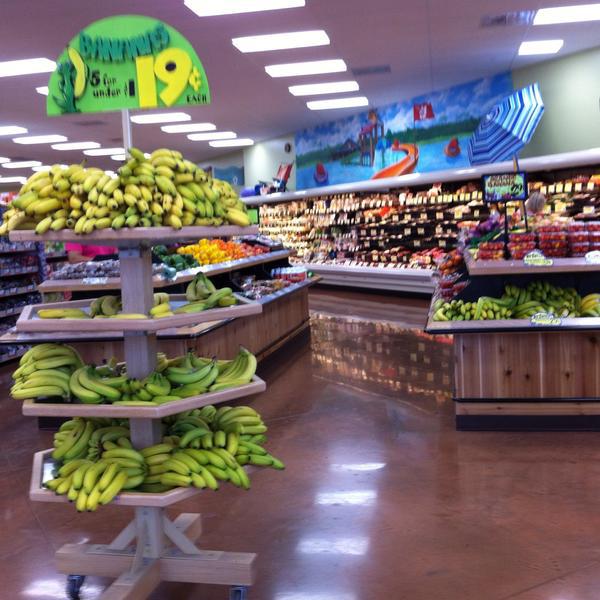 Photo taken at Trader Joe's by RonJam on 1/9/2015-美国佛罗里达州彭布罗克派恩斯松树大道11960 Photo taken at Trader Joe's by RonJam on 1/9/2015