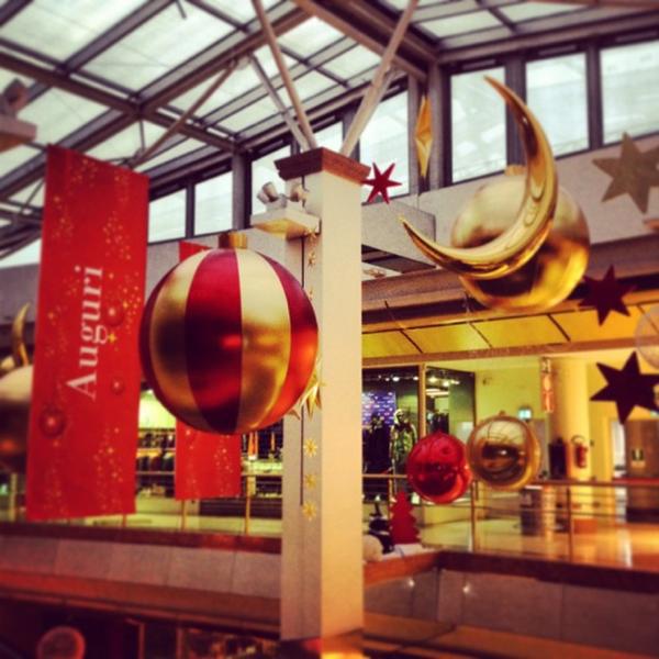 Photo taken at Auchan by Miki B. on 12/14/2012-意大利威尼斯唐托萨托街22 Photo taken at Auchan by Miki B. on 12/14/2012