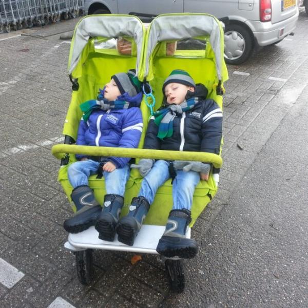 Photo taken at Albert Heijn by Debora d. on 12/10/2012-荷兰南荷兰省鹿特丹派泼尔路151号 Photo taken at Albert Heijn by Debora d. on 12/10/2012