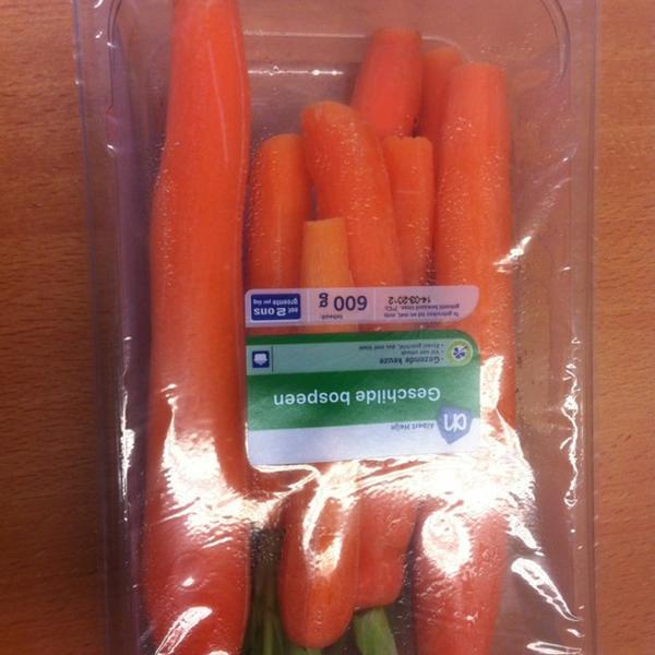 Photo taken at Albert Heijn by Florentien B. on 3/8/2012-荷兰南荷兰省鹿特丹韦斯特兰德108-110号 Photo taken at Albert Heijn by Florentien B. on 3/8/2012