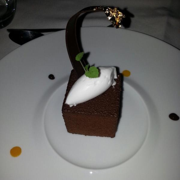 Photo taken at Casino Théâtre Barrière de Bordeaux by Nathalie M. on 3/24/2013-法国阿基坦波尔多卡迪纳尔里奇奥德路 Photo taken at Casino Théâtre Barrière de Bordeaux by Nathalie M. on 3/24/2013