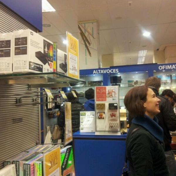 Photo taken at El Corte Inglés by EXPRESO d. on 1/4/2012