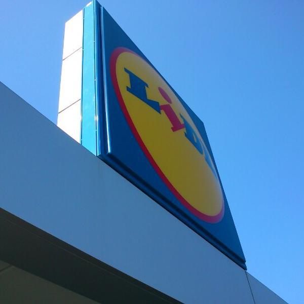 Photo taken at Lidl by Νικος Χειλ on 7/31/2012