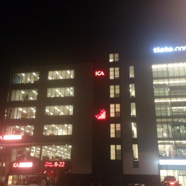 Photo taken at ICA Kvantum by Michael E. on 11/15/2012