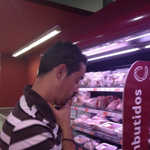 Photo taken at Mercadona by Alan Marlon on 9/5/2012