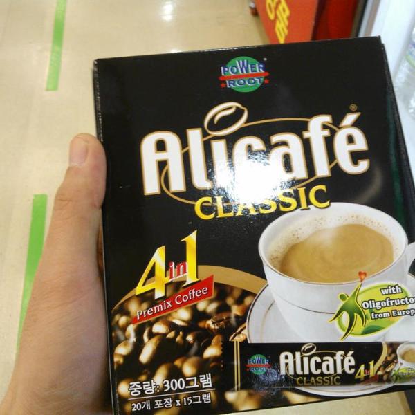 Photo taken at 홈플러스 (Home plus) by 성도 김. on 11/30/2013-首尔市九老区京仁路661号(新道林店) Photo taken at 홈플러스 (Home plus) by 성도 김. on 11/30/2013