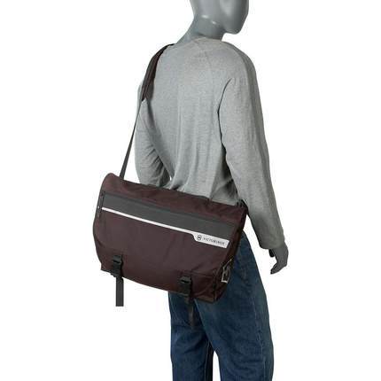 美国直邮 Victorinox CT39-225723 男士商务实用斜挎包包邮