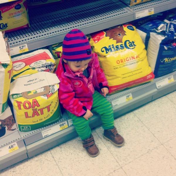 Photo taken at ICA Kvantum by Åke B. on 3/23/2013-瑞典西约塔兰省哥德堡温特路4号 Photo taken at ICA Kvantum by Åke B. on 3/23/2013