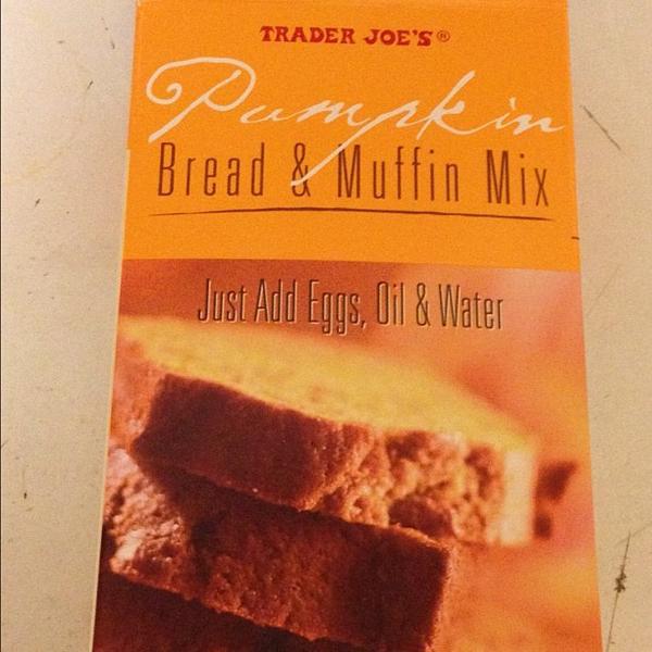 Photo taken at Trader Joe's by Foodie P. on 11/12/2012-南卡莱罗纳州查尔斯顿市芒特普莱森特约翰尼多兹大道401号 Photo taken at Trader Joe's by Foodie P. on 11/12/2012