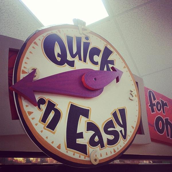 Photo taken at Trader Joe's by Jeni B. on 8/10/2012-南卡莱罗纳州查尔斯顿市芒特普莱森特约翰尼多兹大道401号 Photo taken at Trader Joe's by Jeni B. on 8/10/2012