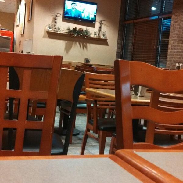 Photo taken at Wegmans by Marisol A. on 2/17/2014-美国纽约州罗彻斯特莱尔大道2301 Photo taken at Wegmans by Marisol A. on 2/17/2014