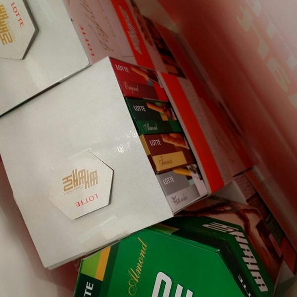 Photo taken at 롯데마트 (LOTTE Mart) by Lucas L. on 11/8/2014-首尔九老区482乐天超市 Photo taken at 롯데마트 (LOTTE Mart) by Lucas L. on 11/8/2014