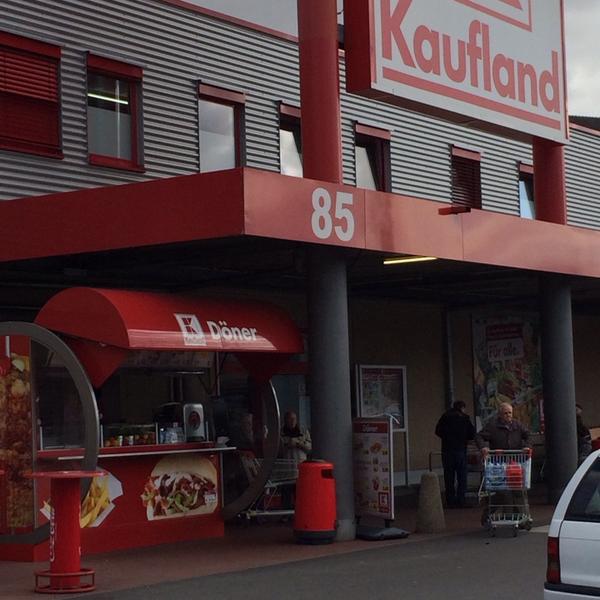 Photo taken at Kaufland by Rico A. on 10/18/2013-德国柏林王宫大街85 Photo taken at Kaufland by Rico A. on 10/18/2013