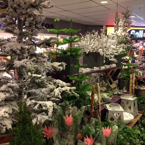 Photo taken at Albert Heijn by Ludo R. on 11/16/2013