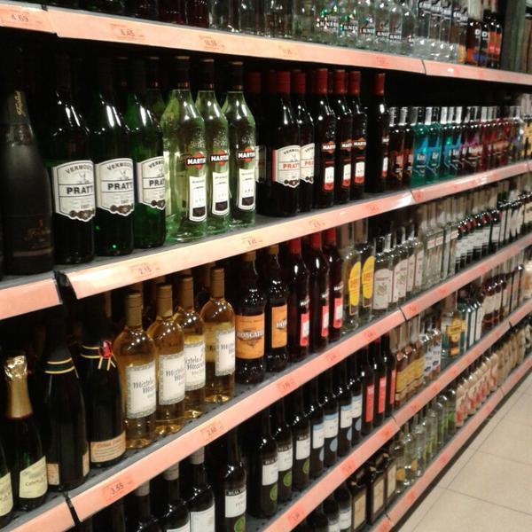 Photo taken at Mercadona by Fernando F. on 10/28/2013