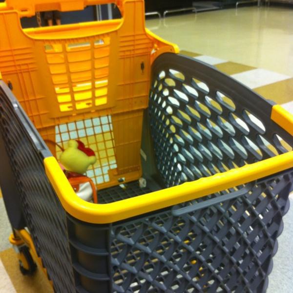 Photo taken at E-Mart by Kim K. on 8/26/2012-江原道春川市京春2341易买得超市 Photo taken at E-Mart by Kim K. on 8/26/2012