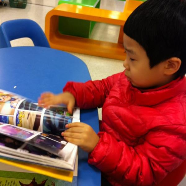 Photo taken at E-Mart by Jeong S. on 3/1/2012-江原道春川市京春2341易买得超市 Photo taken at E-Mart by Jeong S. on 3/1/2012