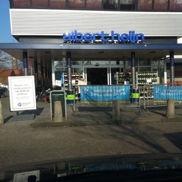 Photo taken at Albert Heijn by Ester B. on 2/22/2011