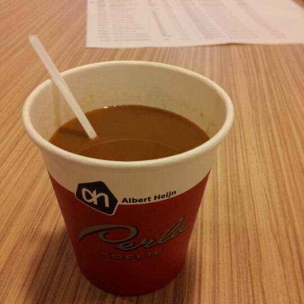 Photo taken at Albert Heijn by Marian v. on 9/26/2012-荷兰格尔德兰宾尼哥姆小镇街36号 Photo taken at Albert Heijn by Marian v. on 9/26/2012