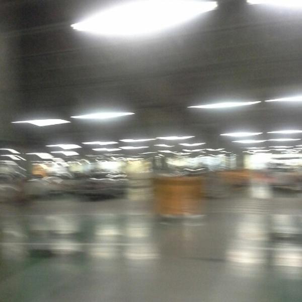 Photo taken at 이마트 / E-mart by Jessica K. on 7/9/2012-蔚山市南区48号易买得超市 Photo taken at 이마트 / E-mart by Jessica K. on 7/9/2012