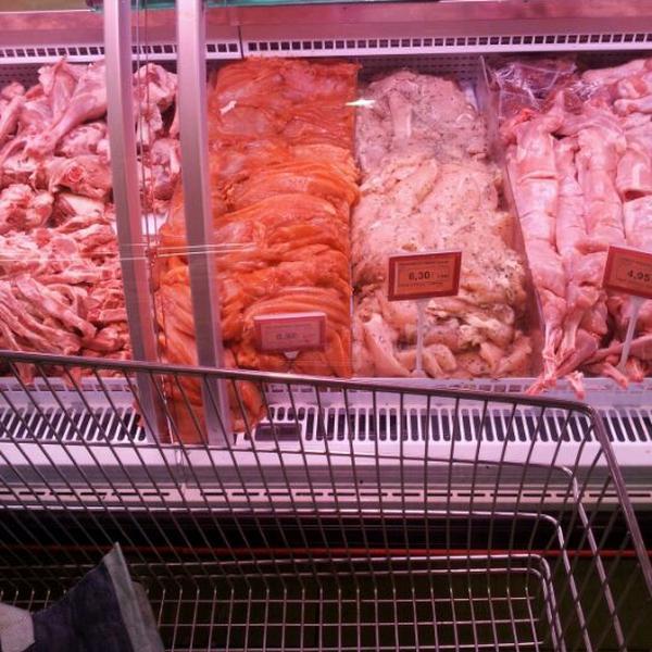 Photo taken at Mercadona by Jorge d. on 12/3/2011