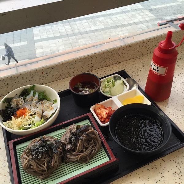 Photo taken at 롯데마트 (LOTTE Mart) by soojung c. on 2/15/2015-首尔九老区482乐天超市 Photo taken at 롯데마트 (LOTTE Mart) by soojung c. on 2/15/2015