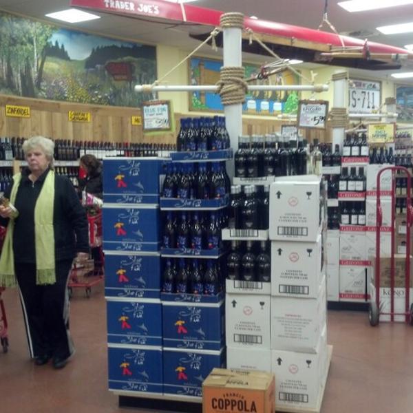 Photo taken at Trader Joe's by shawn s. on 2/13/2013-美国威斯康辛州格伦代尔华盛顿港路北5600 Photo taken at Trader Joe's by shawn s. on 2/13/2013