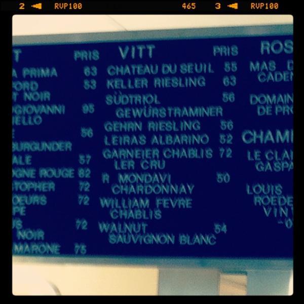 Photo taken at ICA Supermarket Medborgarplatsen by Tore B. on 11/10/2012